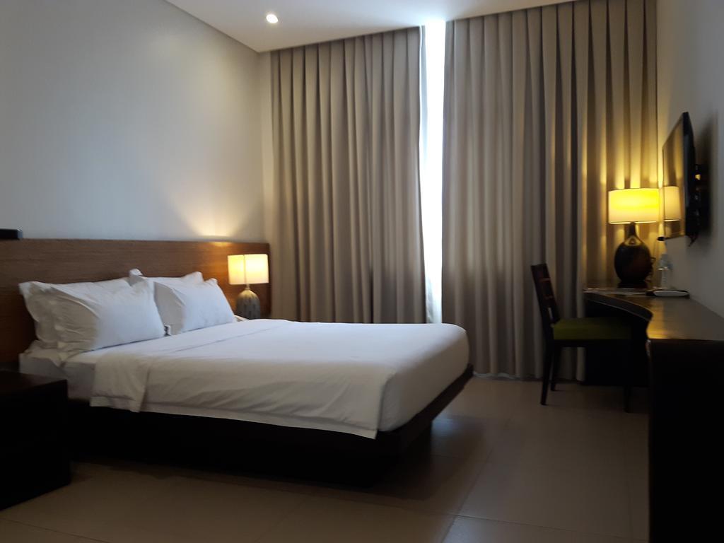 Azia Suites And Residences Cebu Extérieur photo